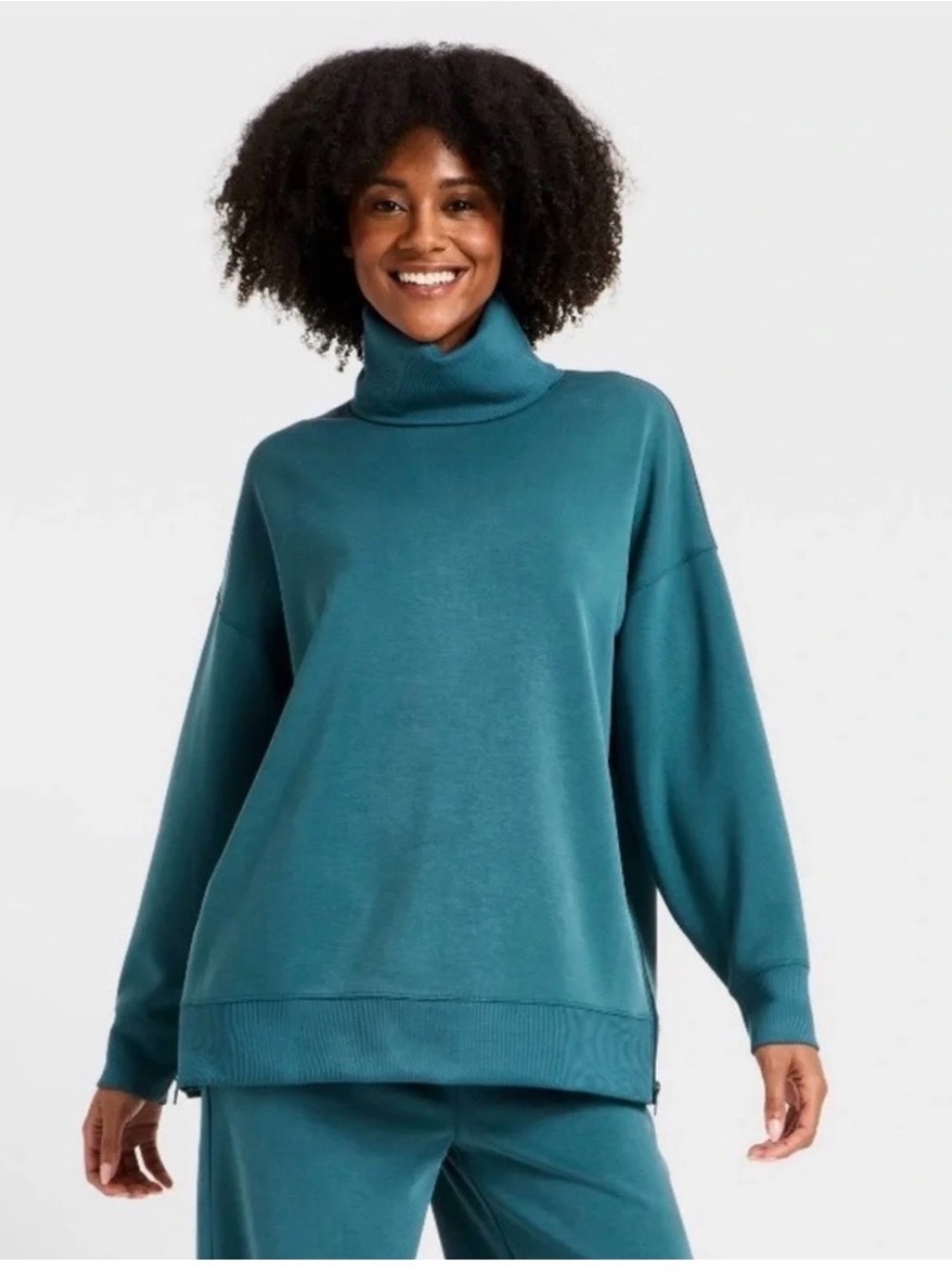 Women's Airy Sleek Funnel Neck Sweatshirt - All In Motion XS